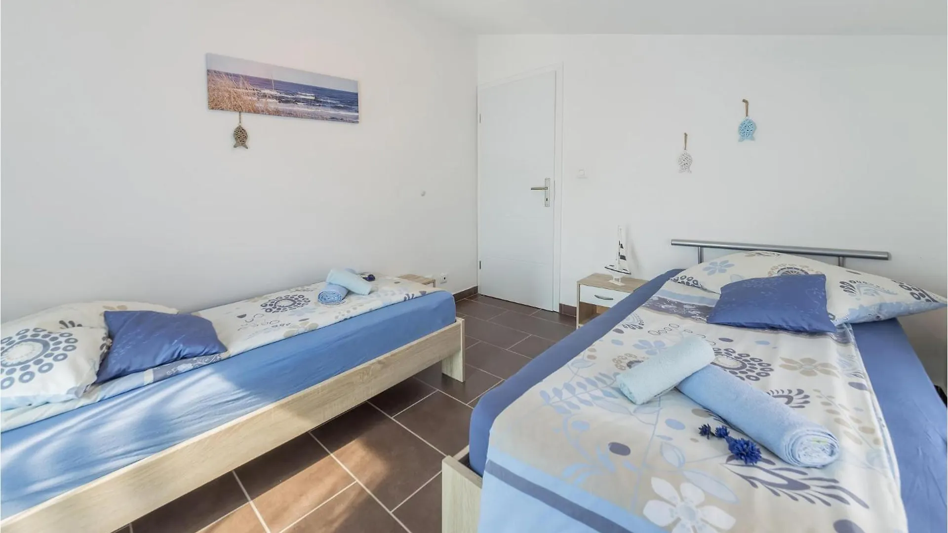 Gorgeous Home In Trget With Kitchen Vakantiehuis